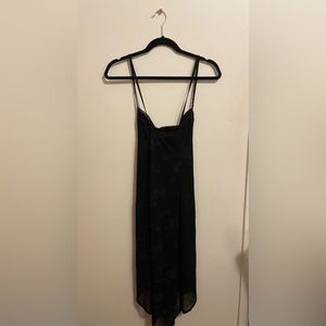 Detailed sparkly black rose dress (L)